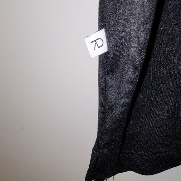 7DIAMONDS mens Black  V Neck Core T Shirt Sz M Quiet Lux Performance Minimal - Picture 7 of 16